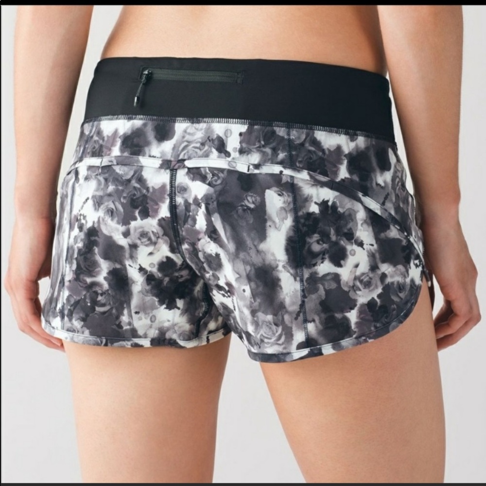 Printed Lululemon shorts